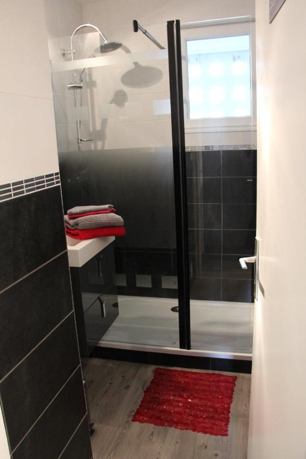 Apart'Hotel Les Floralies Roanne Phòng bức ảnh